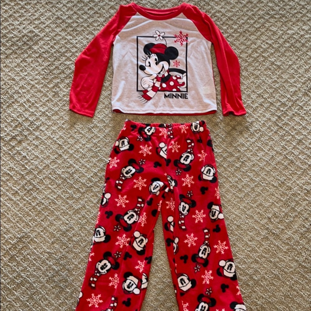 Disney Minnie Mouse Winter Pajama Set